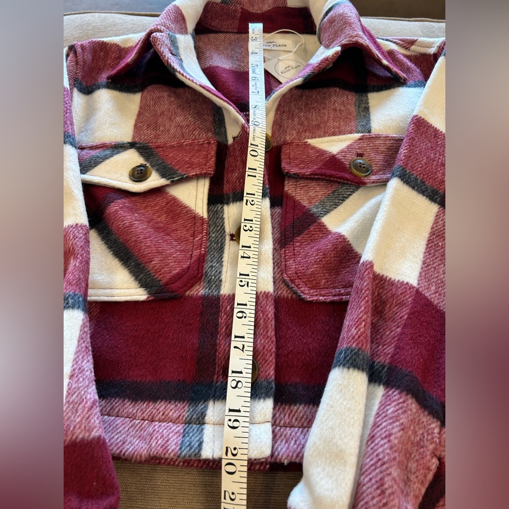 🆕 Cropped Shacket - Burgundy & White Plaid - Size Small - Picture 7 of 10